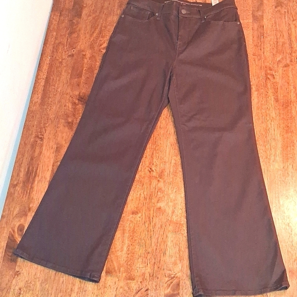 Chicos faux leather Perfect Stretch Girlfriend Bootcut 1.5S/10S
